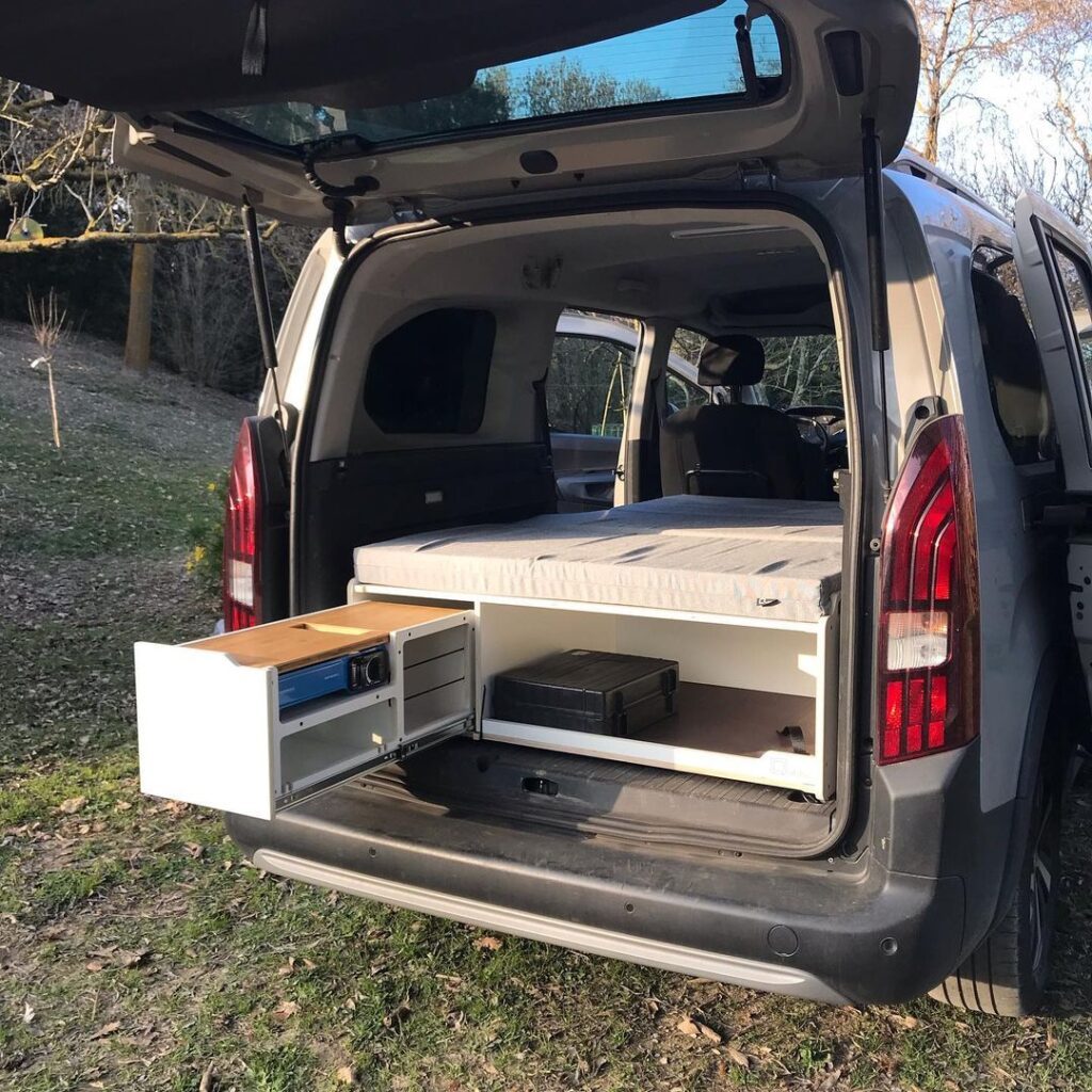 mueble camper peugeot