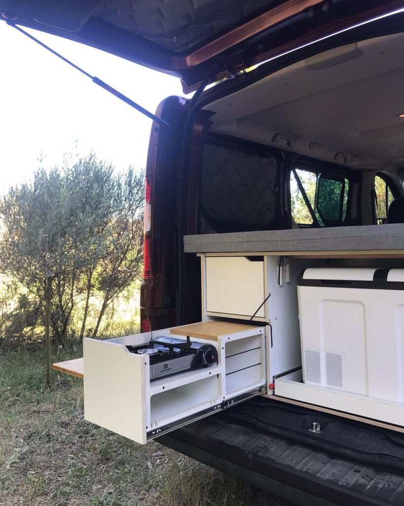 mueble camper renault trafic